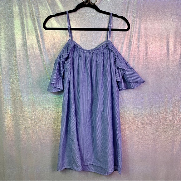 Rebellion | Striped Cold Shoulder Dress - Picture 7 of 8